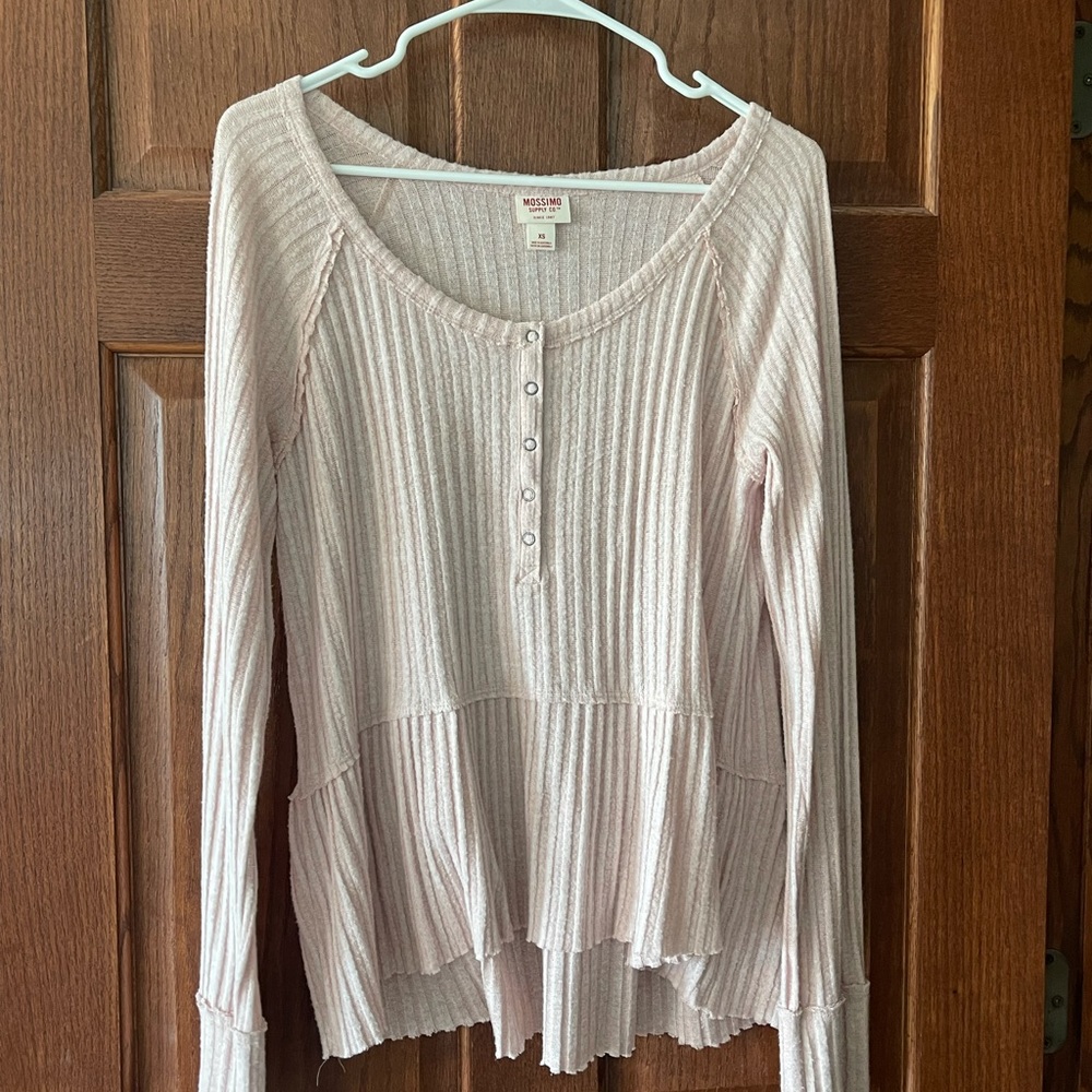 MOSSIMO pink sweater